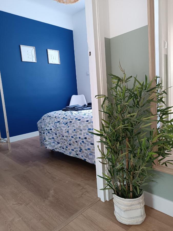 Chez Clem Apartment Calais Bagian luar foto